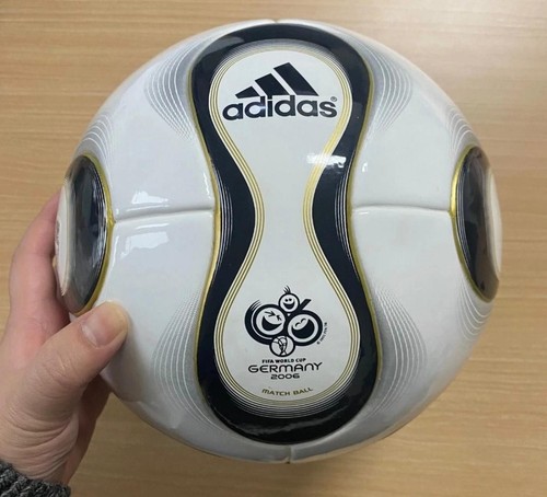 Pallone ufficiale teamgeist - ufficiale,